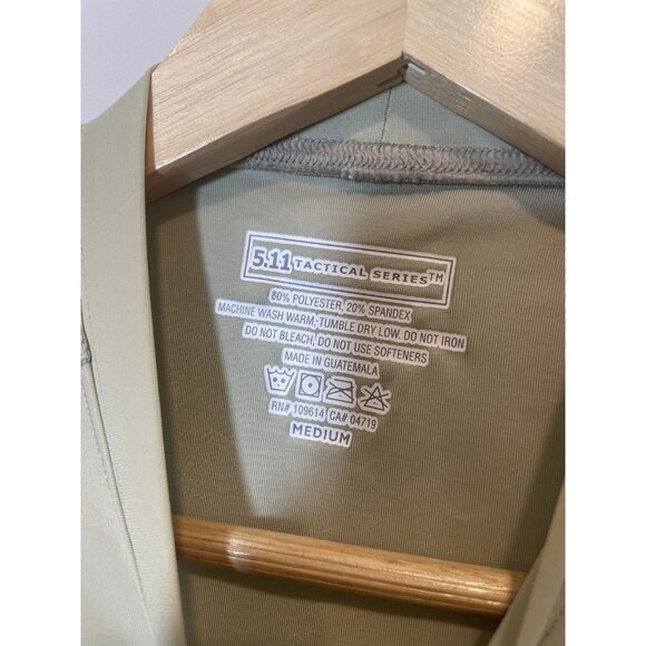 5.11 Tactical Short Sleeve Base Layer Size M Crew Neck Stretchy Light Tan - Picture 3 of 8